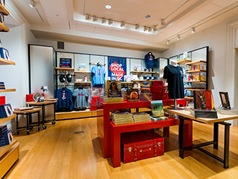 Smithsonian American Art Museum Gift Shop