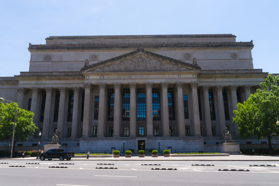 Outside picture of the National Archives