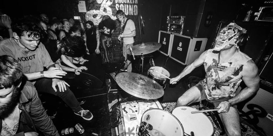 Lightning Bolt at Black Cat